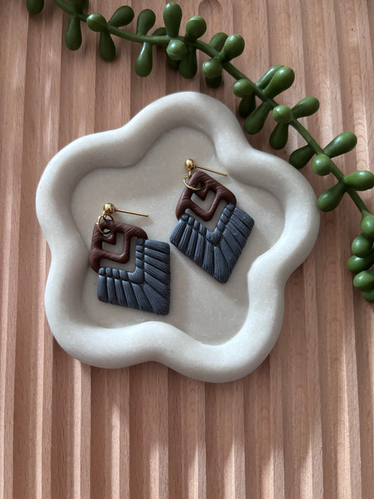 Macrame-look earrings
